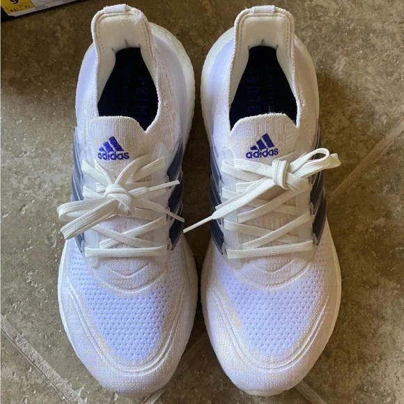 Rare Adidas Ultraboost 21 Primeblue Womens size 9 Ultraboost Shoes - Picture 5 of 13